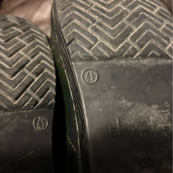 Bundle size 41 Black and Iridescent Clogs Nursing Shoes *Worn Condition - Picture 8 of 10